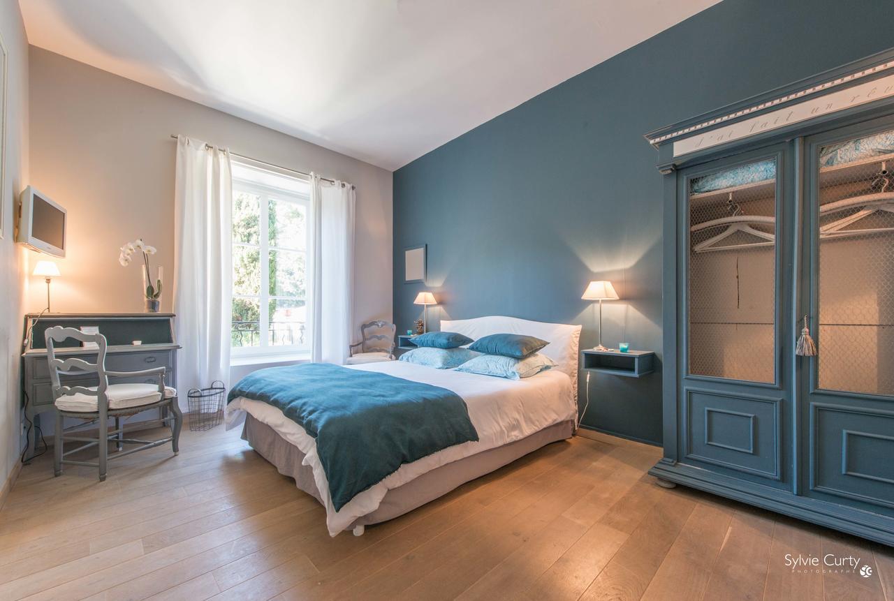 Entre Hotes La Rochelle  Luaran gambar