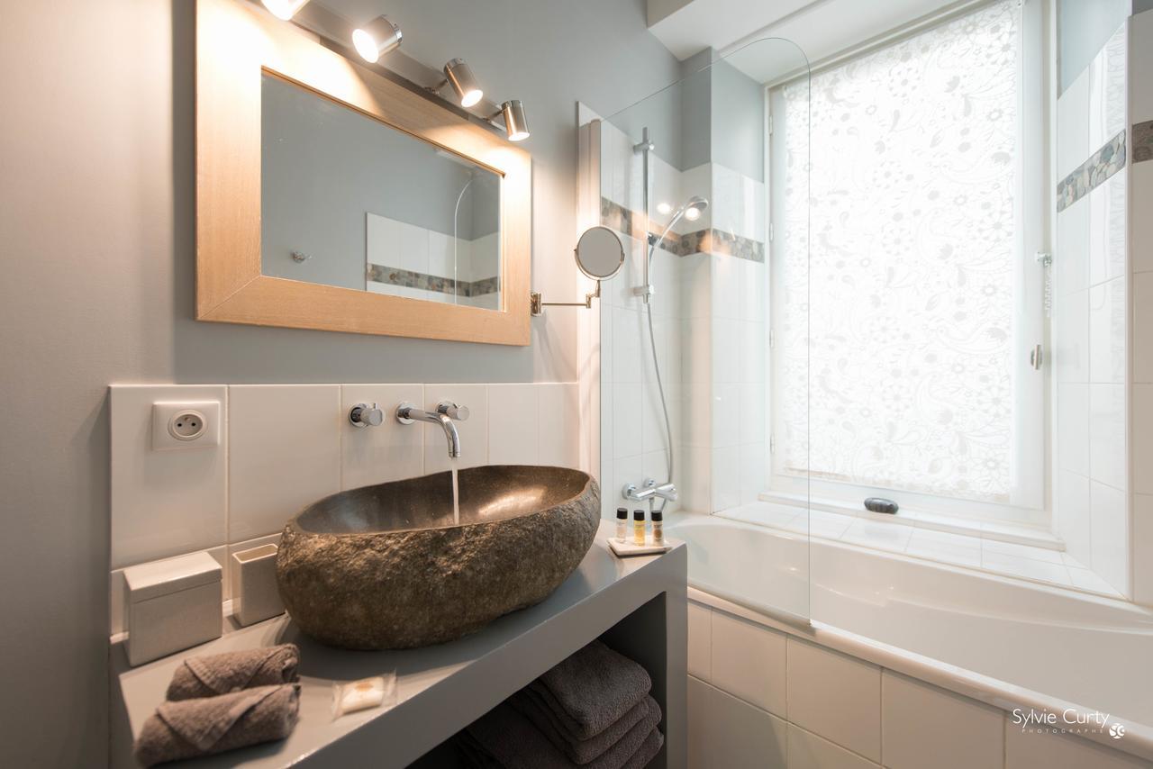 Entre Hotes La Rochelle  Luaran gambar